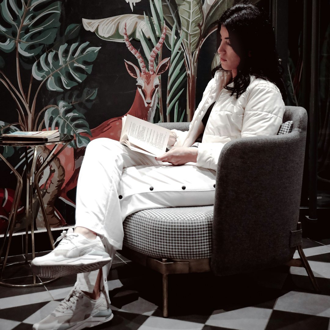 Journalist taking notes during a celebrity interview